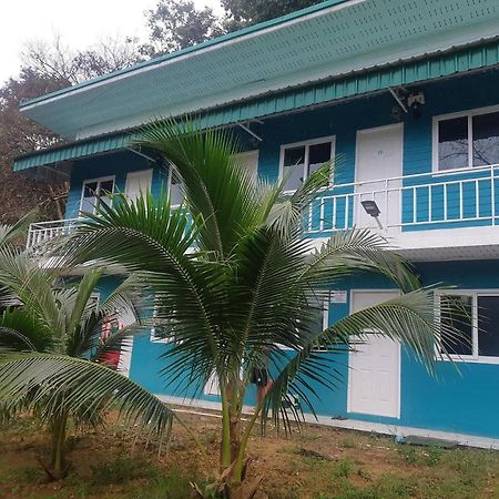 Apache Top Hill Hostel Фи Фи Айлънд Екстериор снимка